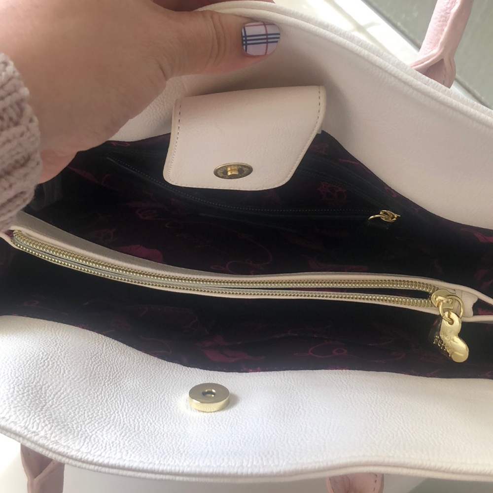Purse - Picture 2 of 6